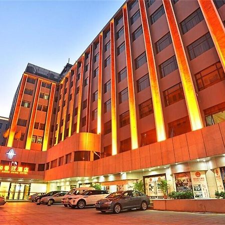 V8 Hotel Train Station 広州 エクステリア 写真